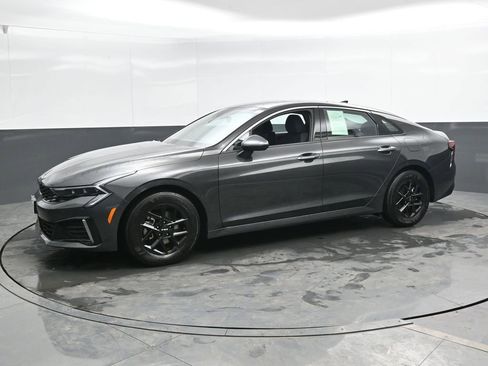 Used 2025 Kia K5 LXS image 8