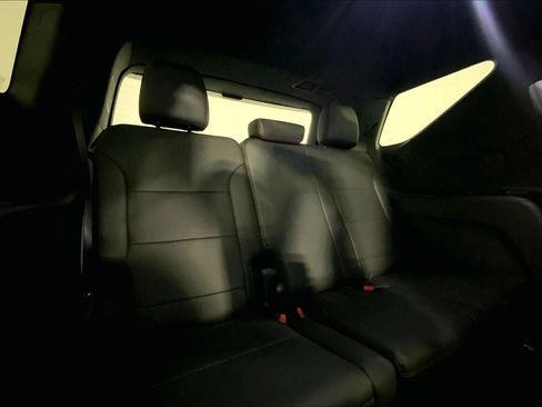 Used 2024 Chevrolet Traverse RS w/ LPO, Floor Liner Package AWD/4WD image 24