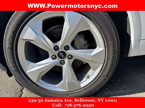 Used 2021 Audi Q5 2.0T Premium Plus w/ Premium Plus Package AWD/4WD image 17