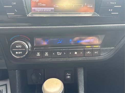 Used 2014 Toyota Corolla S FWD image 27