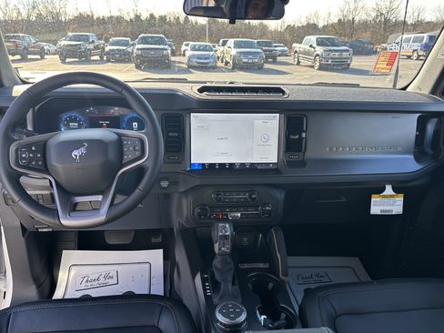 New 2025 Ford Bronco Badlands image 15