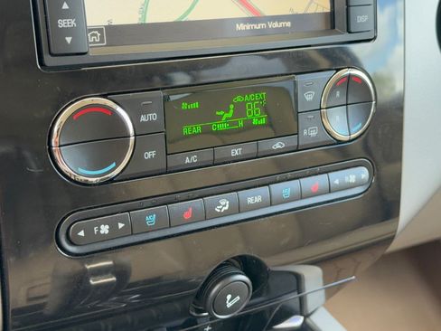 Used 2014 Ford Expedition EL Limited w/ Equipment Group 301A AWD/4WD image 22
