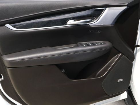 Used 2024 Cadillac XT5 Premium Luxury w/ Technology Package FWD image 21