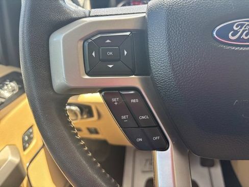 Used 2020 Ford F250 Lariat w/ Lariat Ultimate Package AWD/4WD image 50