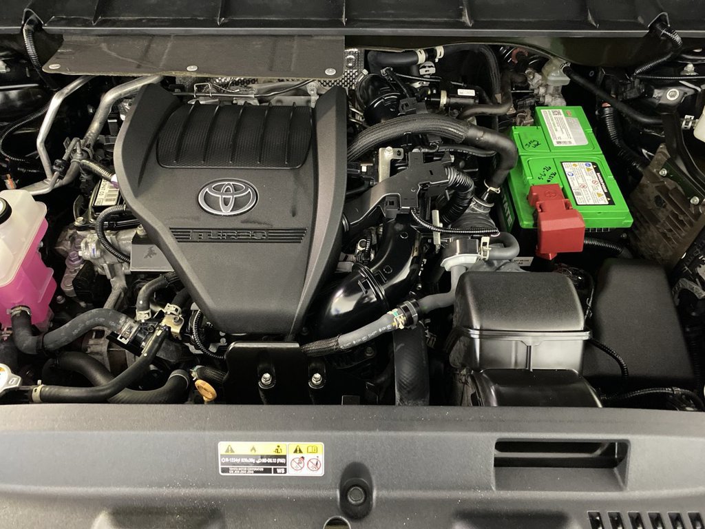 Used 2023 Toyota Highlander LE FWD image 35