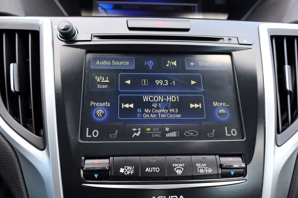 Used 2015 Acura TLX w/ Technology Package FWD image 23