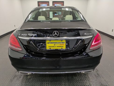 Used 2019 Mercedes-Benz C 300 4MATIC Sedan image 5