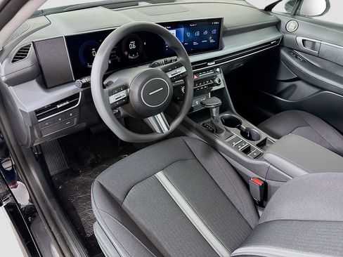 Used 2026 Hyundai Sonata SE FWD image 18