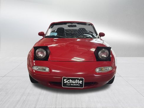 Used 1992 MAZDA MX-5 Miata RWD image 2