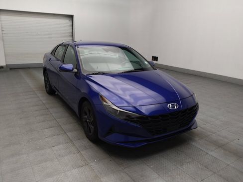 Used 2021 Hyundai Elantra SEL w/ Convenience Package FWD image 13