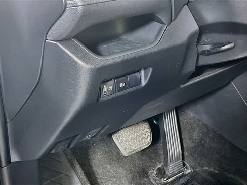 Used 2019 Toyota RAV4 LE w/ All Weather Liner Package AWD/4WD image 10