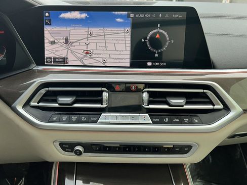 Used 2019 BMW X5 xDrive40i w/ Premium Package 2 AWD/4WD image 22