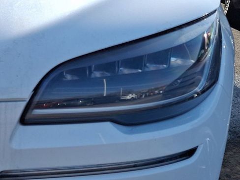 Used 2020 Lincoln Aviator Reserve w/ Equipment Group 201A image 8