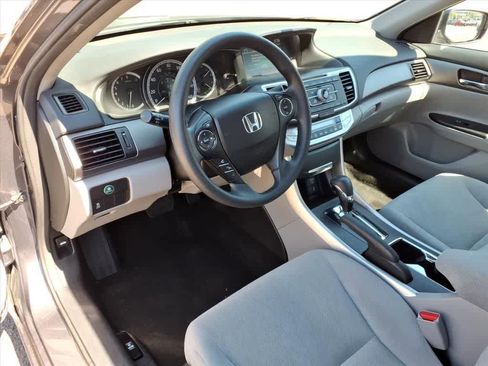 Used 2013 Honda Accord LX image 14