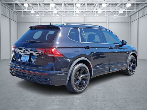 Certified 2023 Volkswagen Tiguan SE R-Line AWD/4WD image 6
