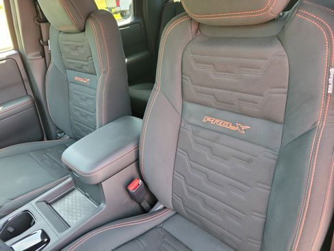 Used 2024 Nissan Frontier Pro-X w/ Tow Package image 6