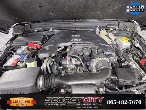 Used 2021 Jeep Wrangler Unlimited Sahara image 33