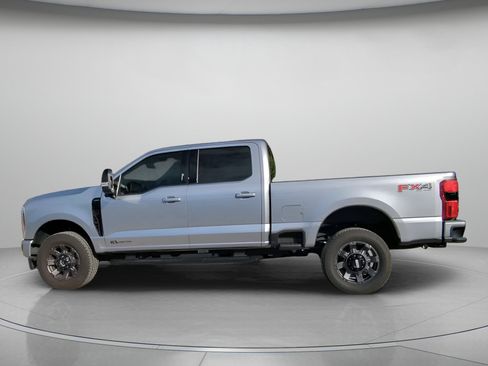 Certified 2024 Ford F250 Lariat w/ Lariat Ultimate Package image 16