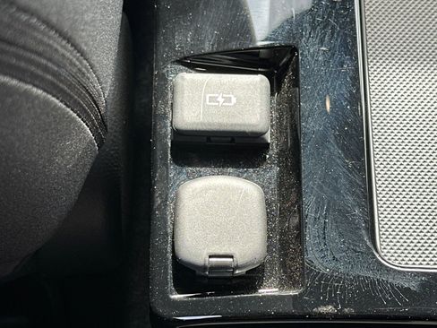 Used 2025 Toyota Corolla Core image 22