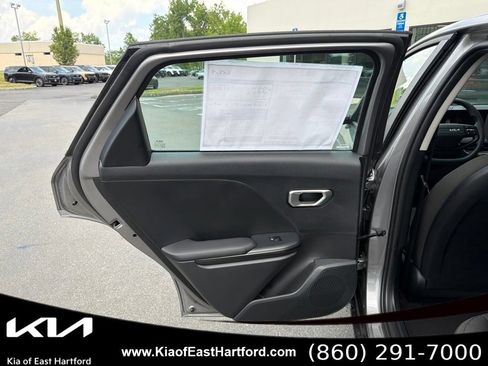 New 2026 Kia K4 FWD image 18