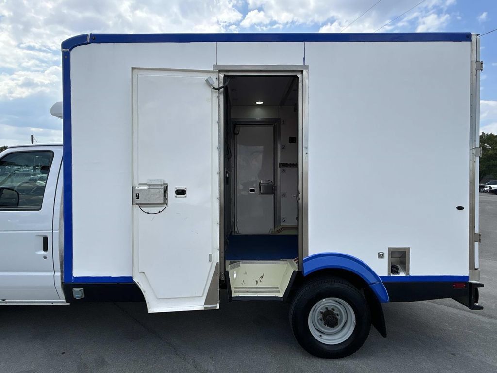 Used 2023 Ford E-350 and Econoline 350 Super Duty w/ Power Windows & Locks Group RWD image 27