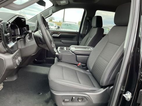 Used 2026 Chevrolet Silverado 1500 RST AWD/4WD image 15