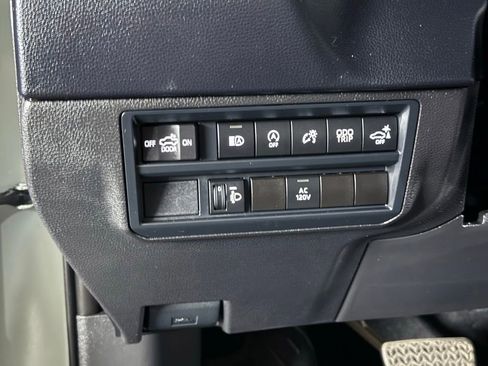 Used 2025 Toyota Tundra SR5 w/ Advanced Technology Package AWD/4WD image 18