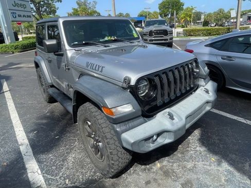 Used 2020 Jeep Wrangler Sport AWD/4WD image 3