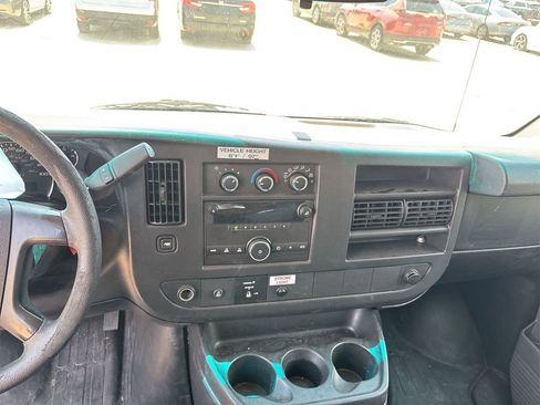 Used 2012 Chevrolet Express 2500 w/ Cold Climate Package image 7