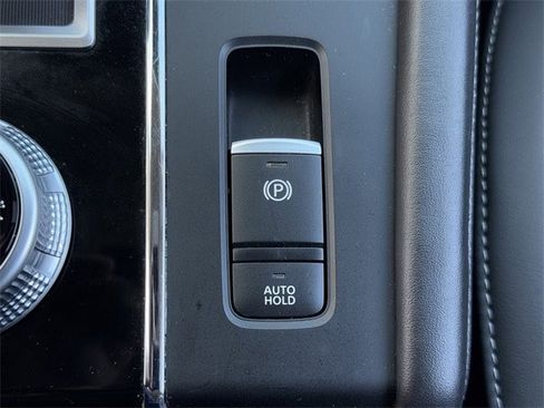 Used 2024 Mitsubishi Outlander SE image 22