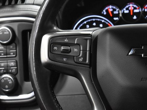 Used 2021 Chevrolet Silverado 1500 LT Trail Boss w/ Convenience Package II AWD/4WD image 7