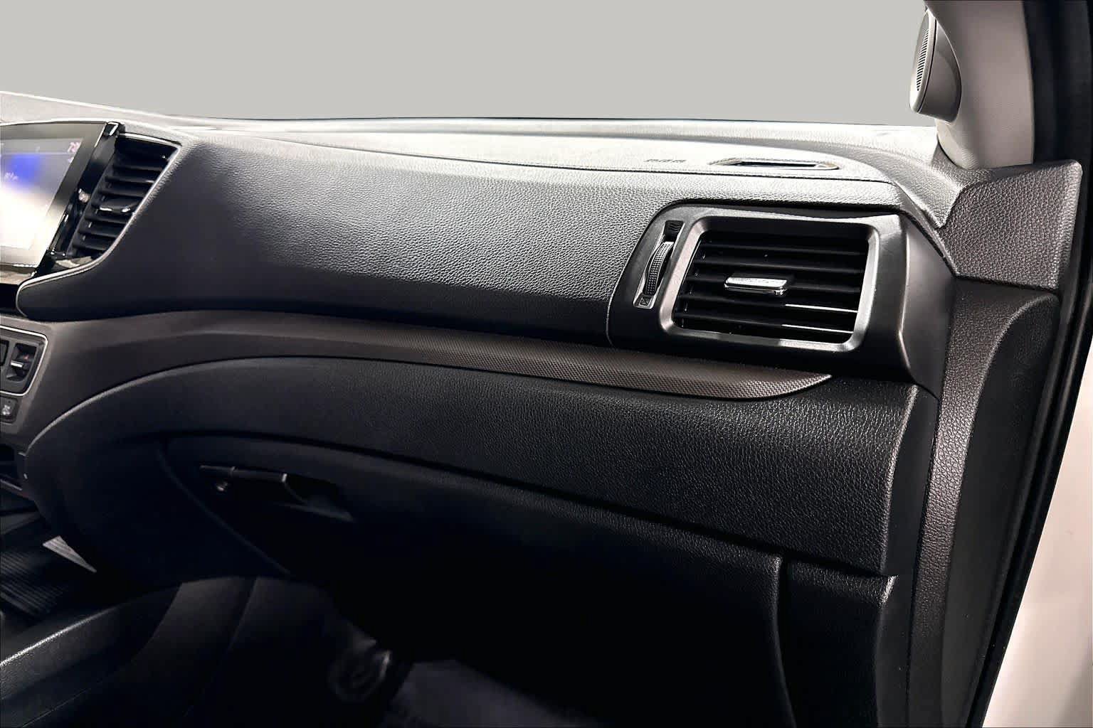 Used 2022 Honda Ridgeline RTL-E image 19