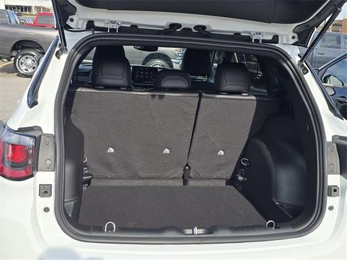 New 2026 Jeep Compass Latitude image 8