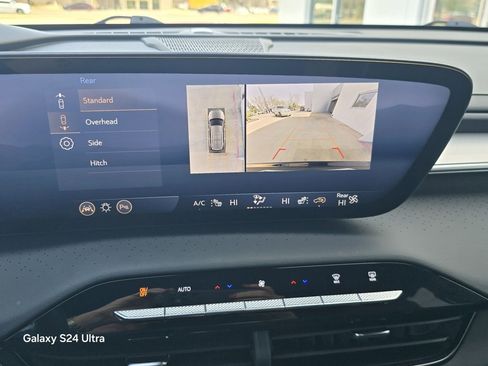 Used 2025 Buick Enclave Avenir w/ Trailering Package, 5000 lbs. image 27