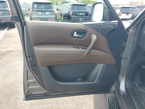 Used 2022 Nissan Armada Platinum RWD image 29