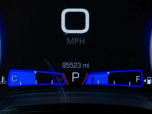 Used 2019 Chrysler 300 S RWD image 27