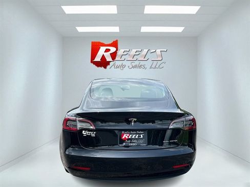 Used 2018 Tesla Model 3 Long Range AWD/4WD image 10