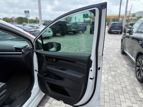 Used 2025 Honda Odyssey Touring image 36