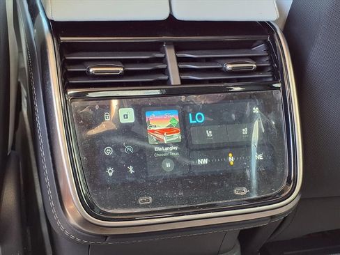 Used 2024 Rivian R1T Adventure image 16