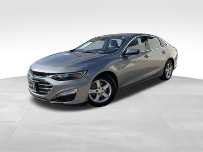 Used 2024 Chevrolet Malibu LT
