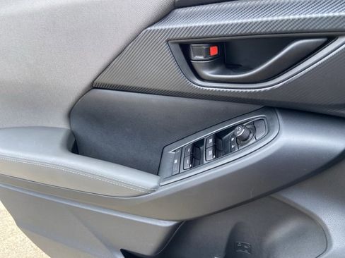 Used 2024 Subaru Crosstrek 2.0i Premium image 45