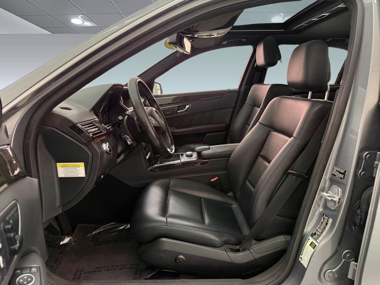 Used 2010 Mercedes-Benz E 350 Sedan image 5