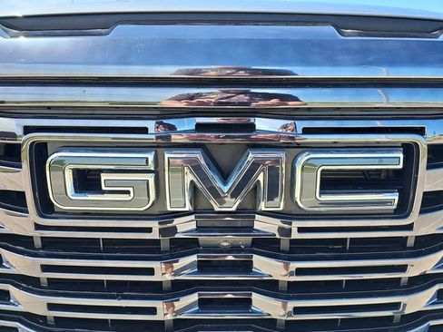 Used 2024 GMC Sierra 1500 Denali Ultimate AWD/4WD image 31