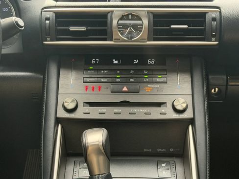 Used 2019 Lexus IS 300 w/ Premium Package RWD image 27