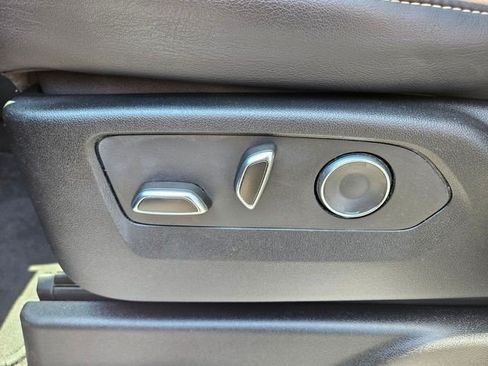 Certified 2023 Cadillac Escalade Premium Luxury RWD image 22
