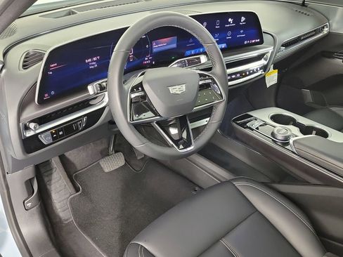 Certified 2024 Cadillac Lyriq Tech RWD image 18