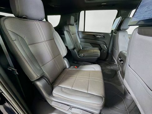 New 2026 Chevrolet Suburban High Country AWD/4WD image 26