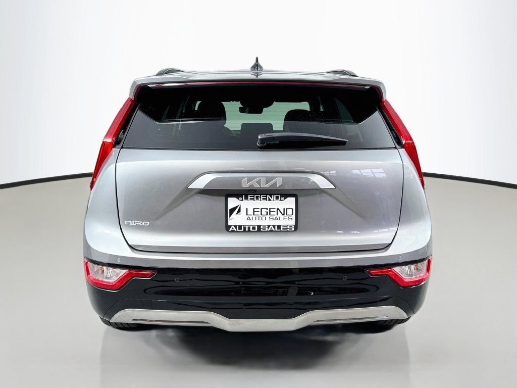 Used 2024 Kia Niro Wind w/ Wind Preserve Package FWD image 8