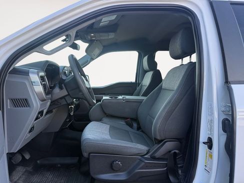 Used 2023 Ford F150 XLT w/ Trailer Tow Package image 9