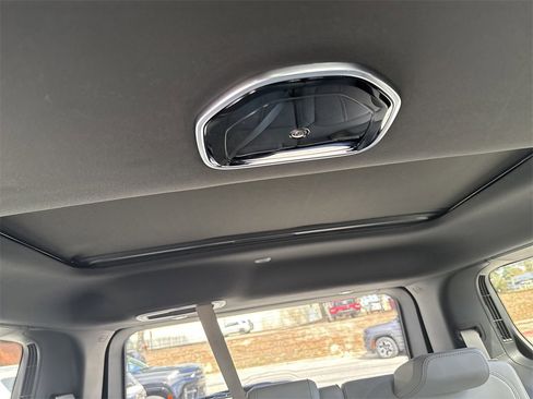 New 2026 Jeep Grand Wagoneer Summit image 25